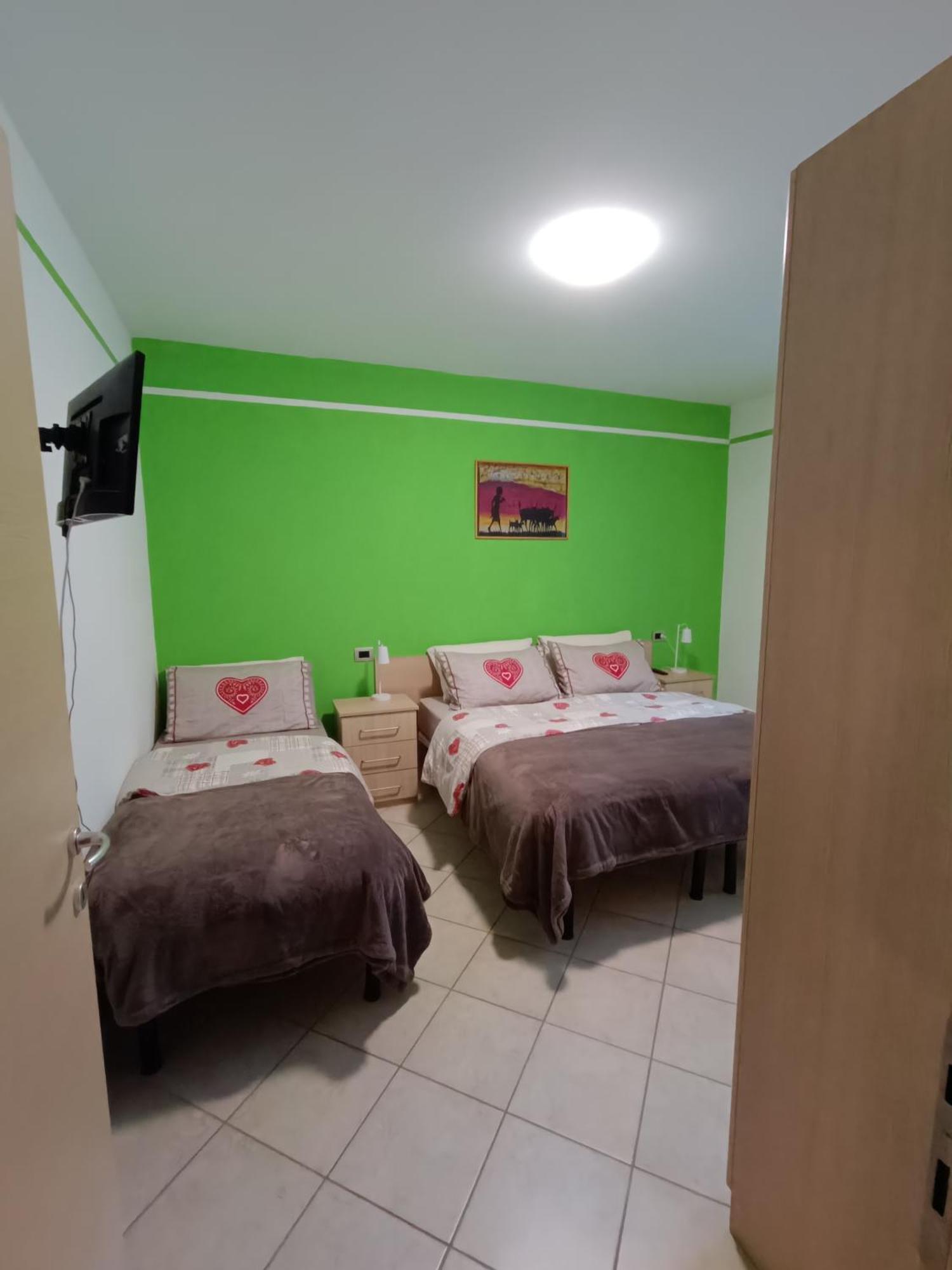 Pisolo Selvaggio Apartment Tirano Bilik gambar