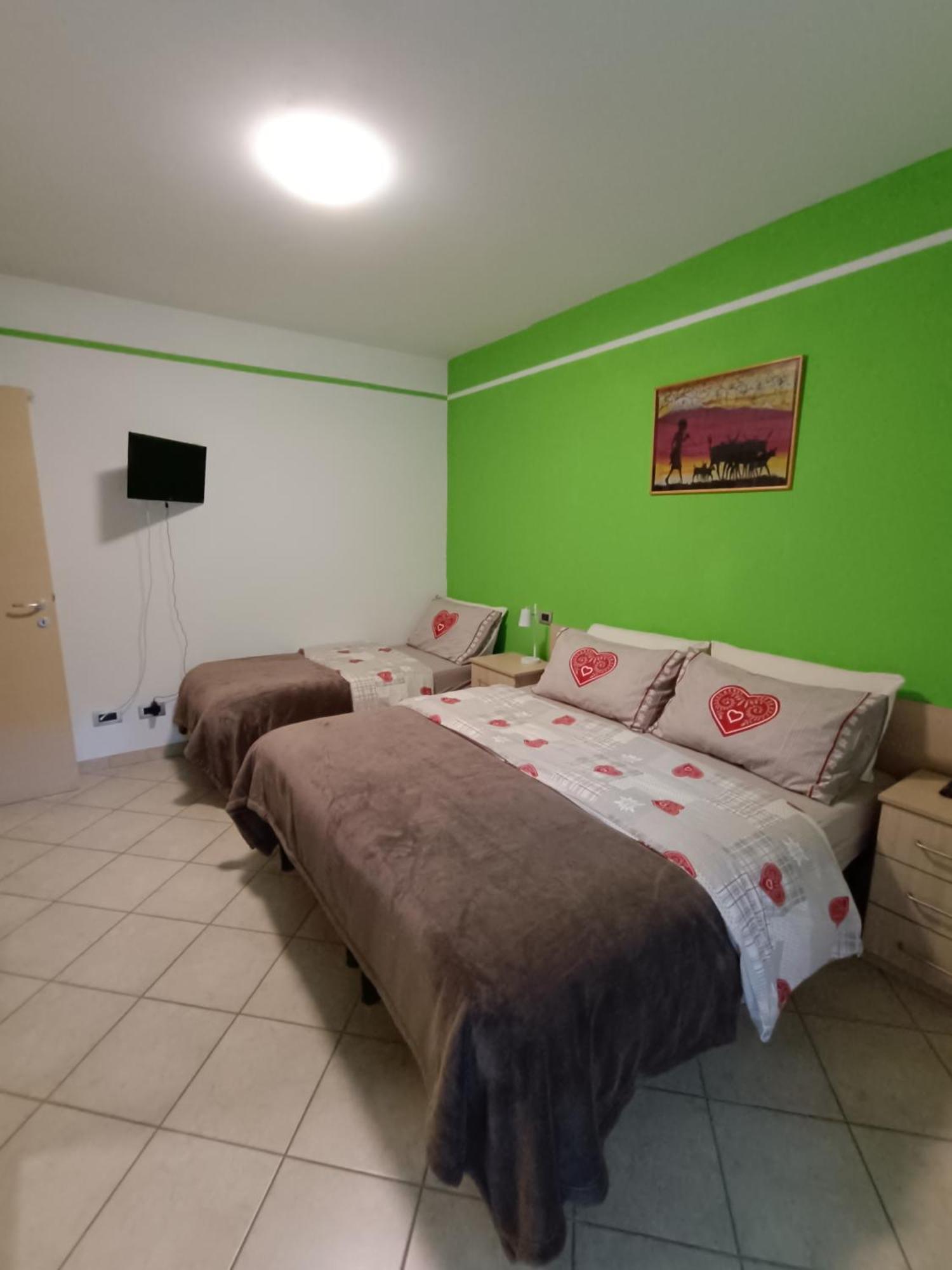 Pisolo Selvaggio Apartment Tirano Bilik gambar