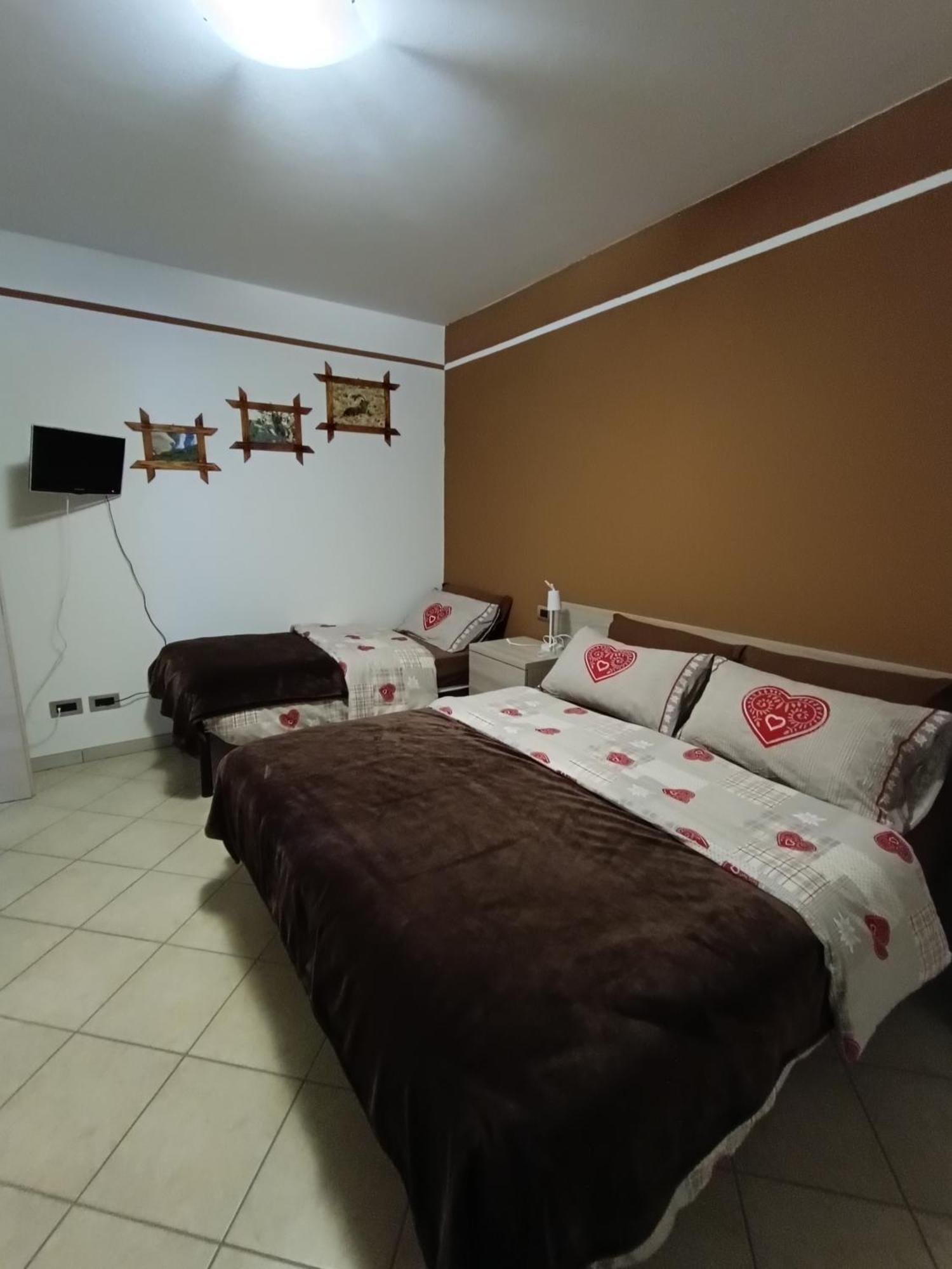 Pisolo Selvaggio Apartment Tirano Bilik gambar